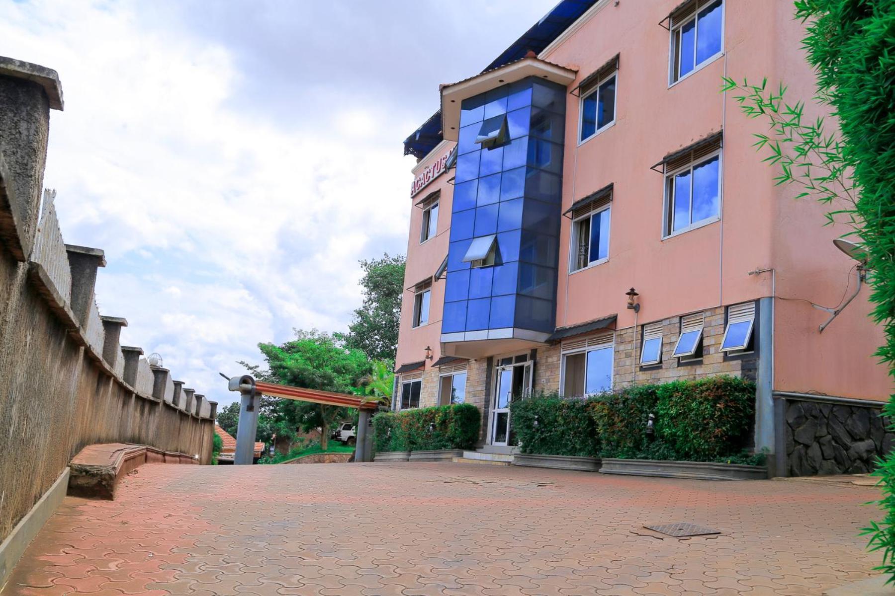 Acactus Hotel Кампала Экстерьер фото